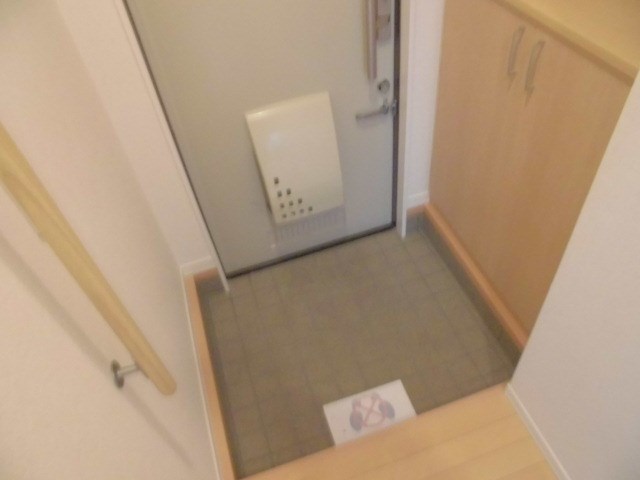 IKメゾン　B棟 玄関