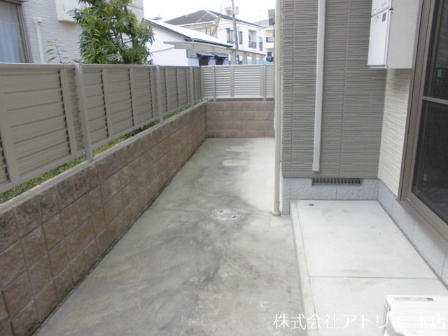 IKメゾン　B棟 ベランダ