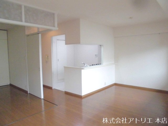 ローレルフラッツ リビング