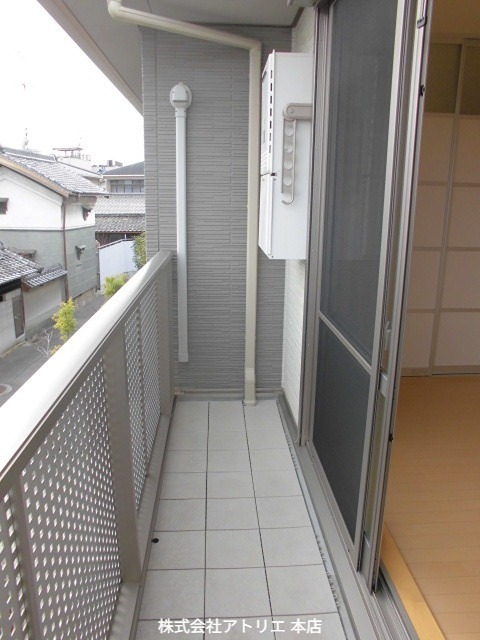 IKメゾン　B棟 ベランダ