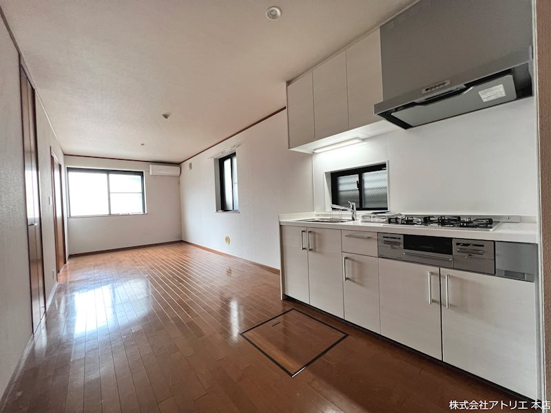 リベルタエテルナ リビング