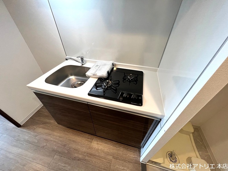 フォーリアライズ大阪エレナ キッチン