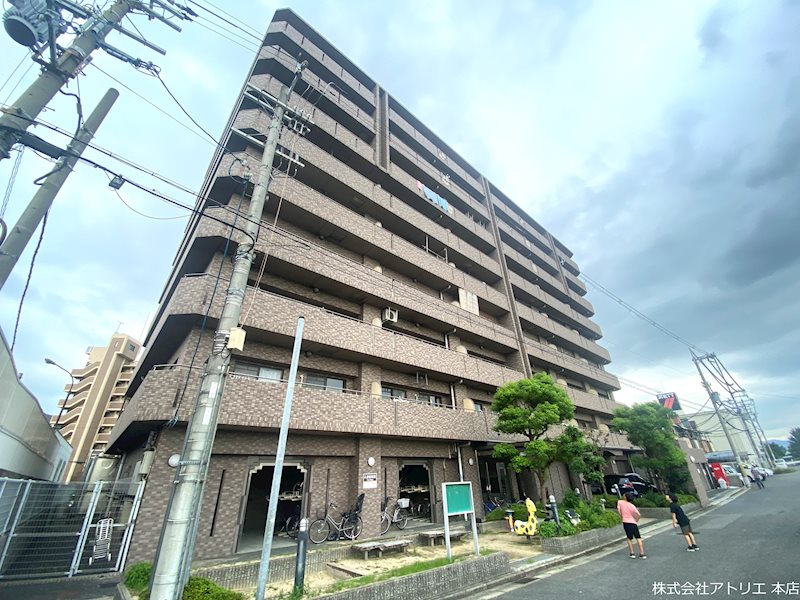 アンドユーイワキ・東大阪 外観