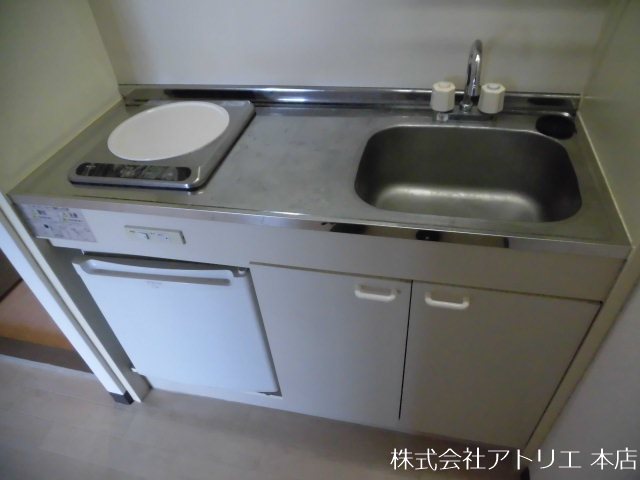 ドゥミルアン東大阪 キッチン