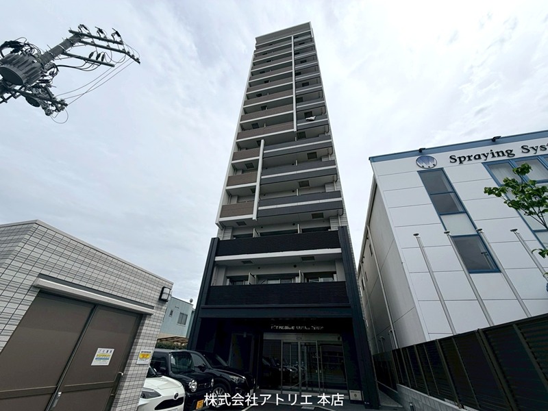 フォーリアライズ大阪ミッテ 外観