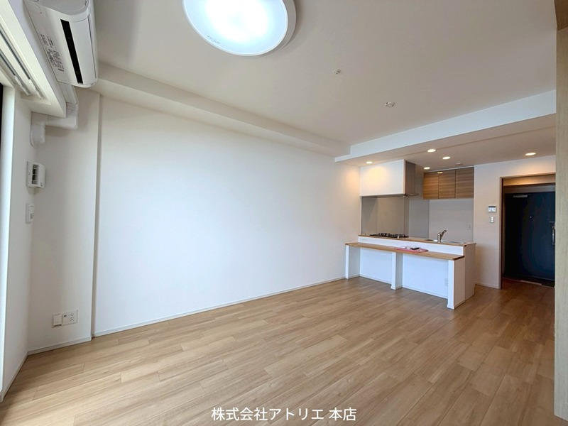 ソルテラスOSAKA EAST GATE リビング