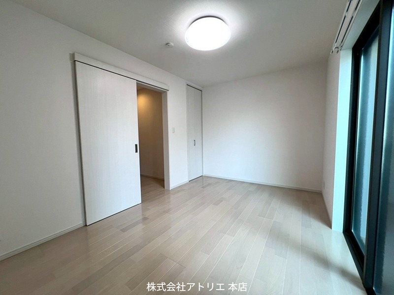 サンシャイン菱江 ベッドルーム
