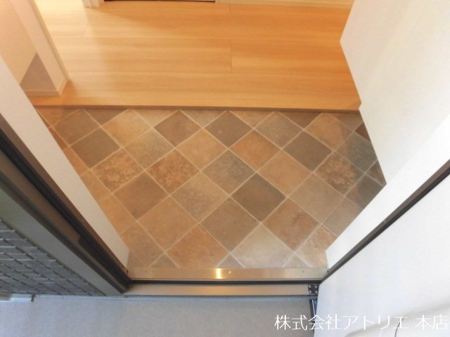 Merveille Maison(ﾒﾙﾍﾞｰﾕﾒｿﾞﾝ） 玄関