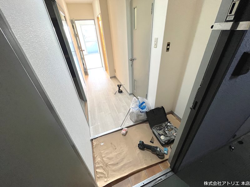 サンハイツ高井田 玄関
