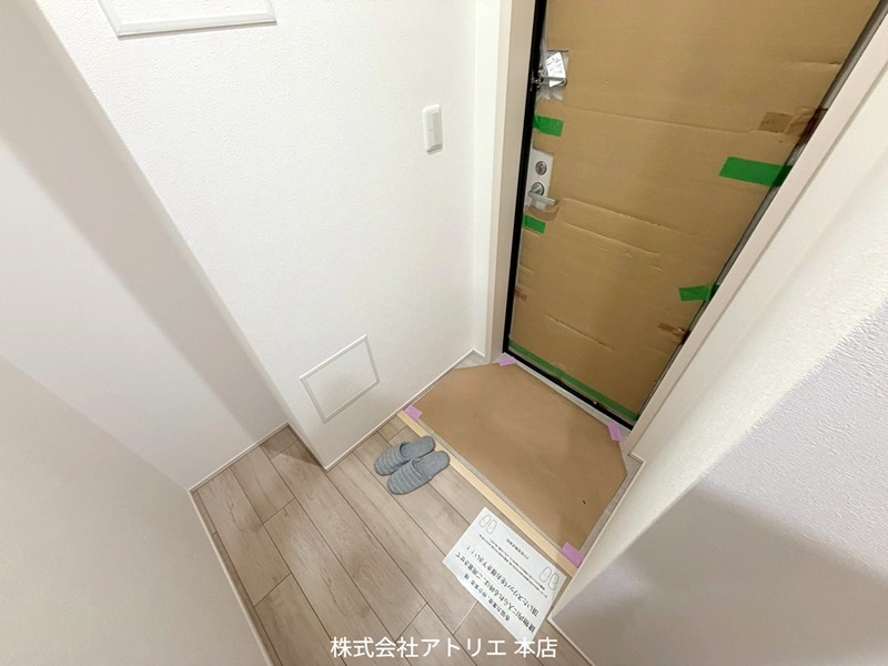 フジパレス中野公園北 玄関