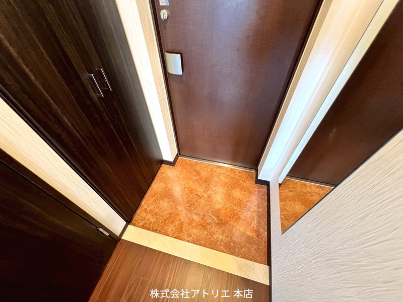 プレジオ長田 玄関