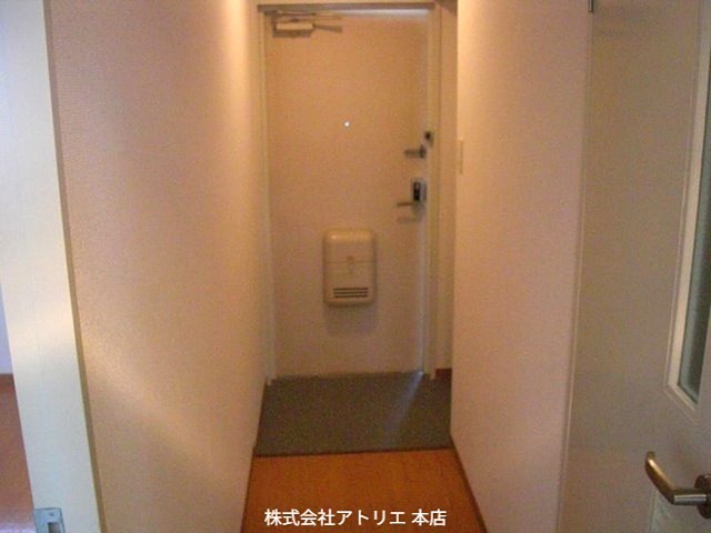 オリエントレジデンス新庄 玄関