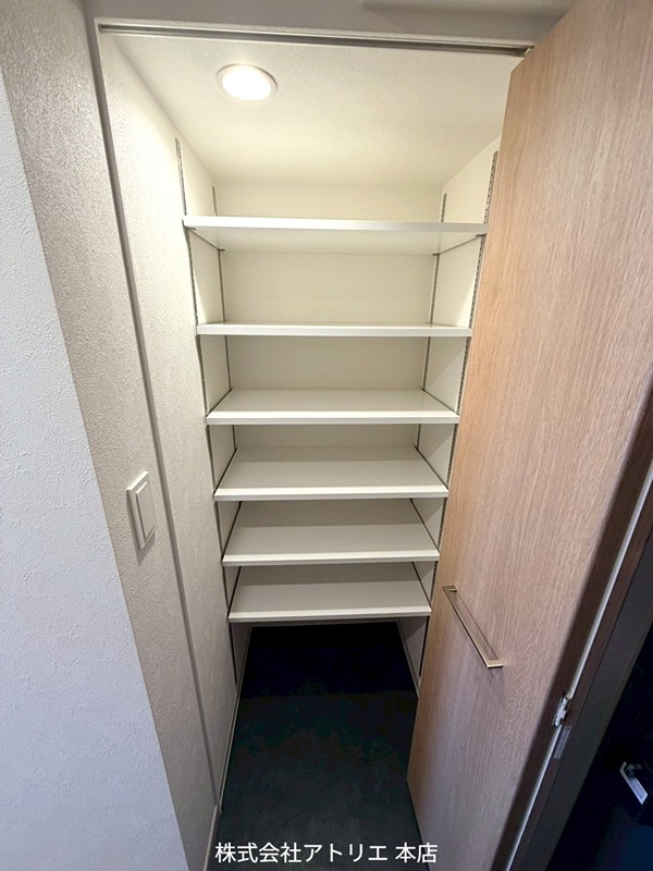 プレサンス長田レジェール 収納