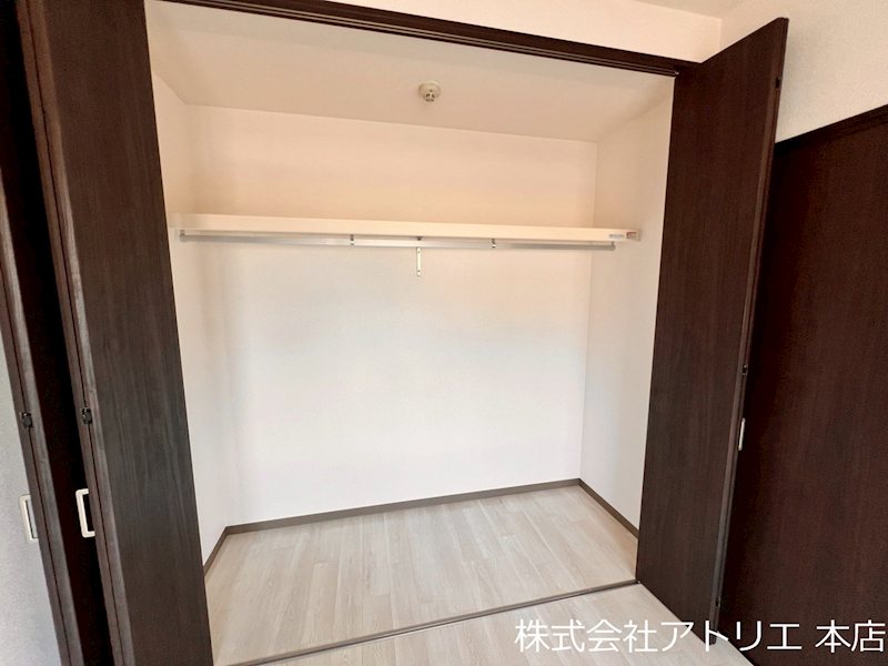 トライアンファルアーク 収納