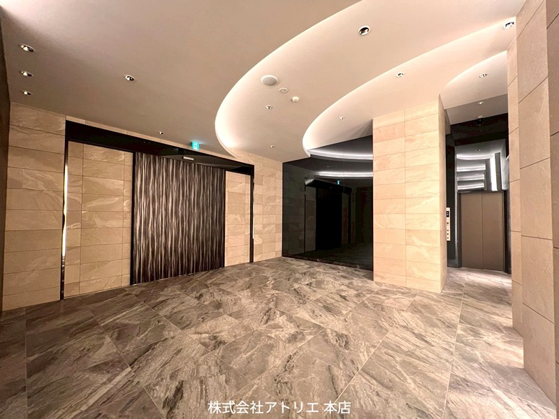 S-RESIDENCE高井田beleta エントランス