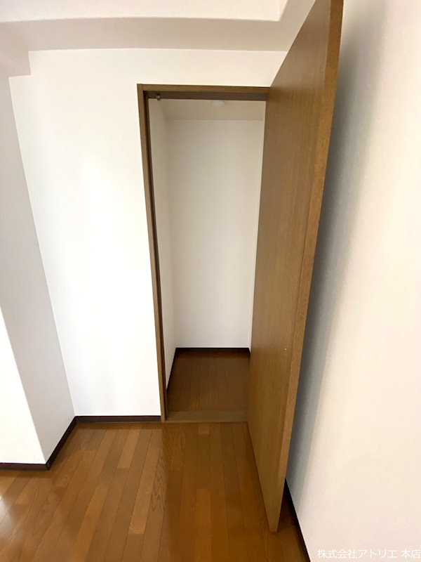 EAST　RESIDENCE　NAGATA 収納