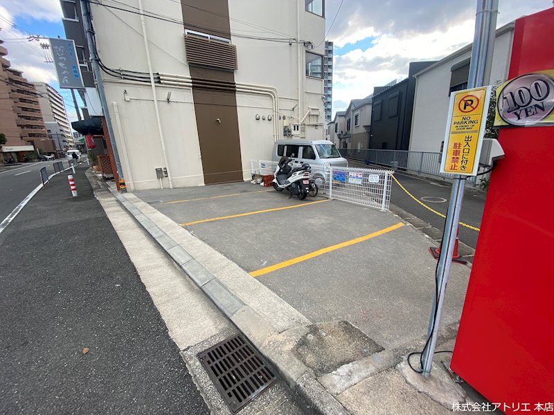 後光ビル春宮 駐車場