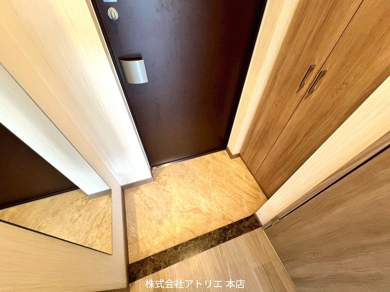 プレジオ長田 玄関