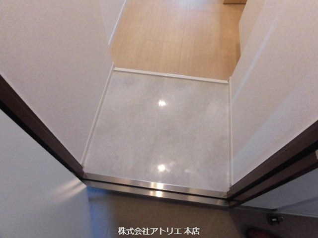 クロワール長田 玄関