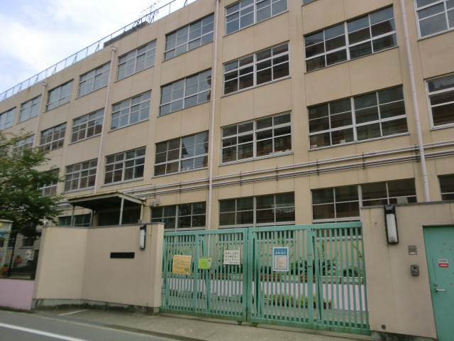 クロワール長田 小学校