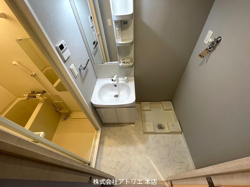 サムティ大阪ＧＲＡＮＤＥＡＳＴ 洗面所
