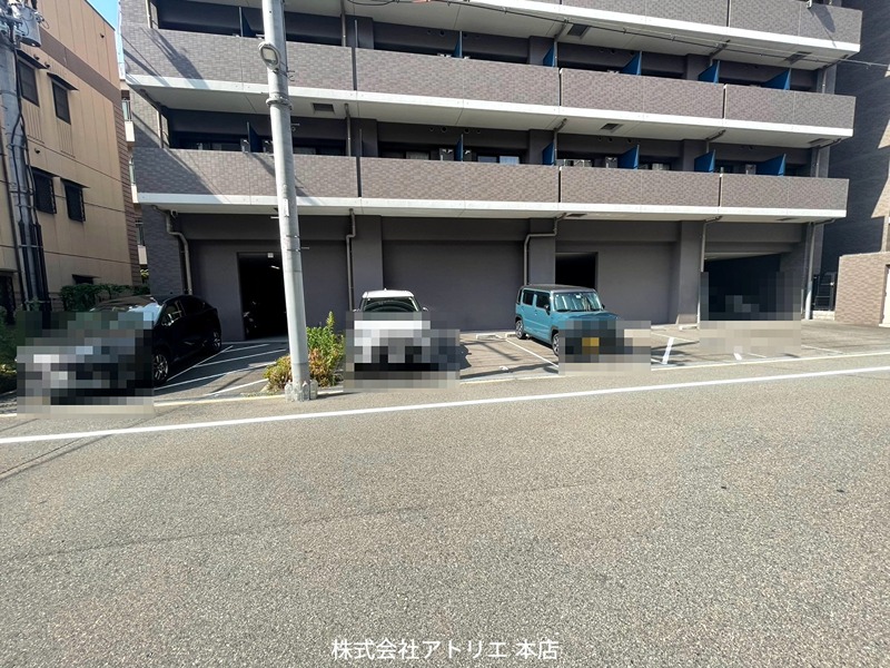 サムティ大阪ＧＲＡＮＤＥＡＳＴ 駐車場