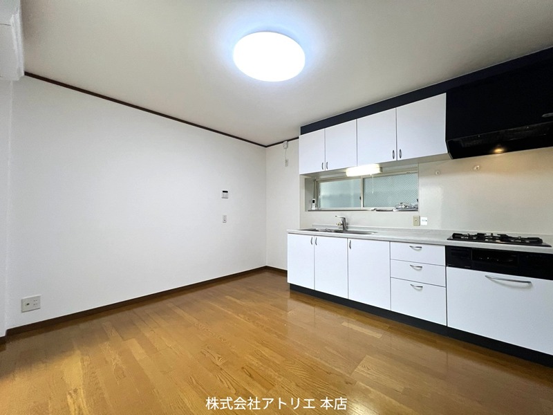 森河内西1丁目戸建て リビング