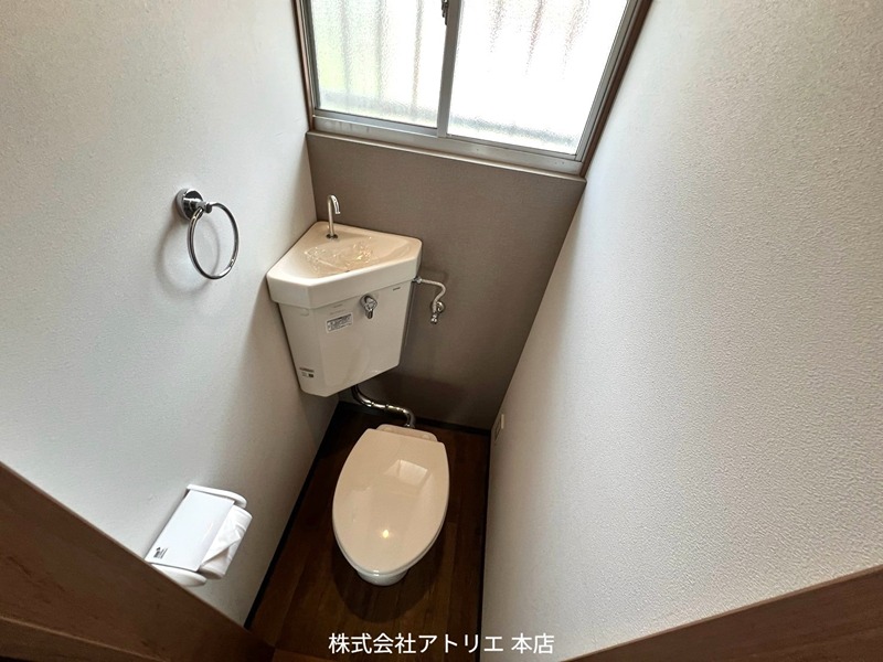 西堤本通東２丁目貸家 トイレ