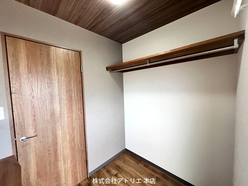 西堤本通東２丁目貸家 収納