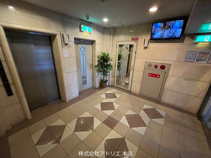 パークモダン高井田 ロビー