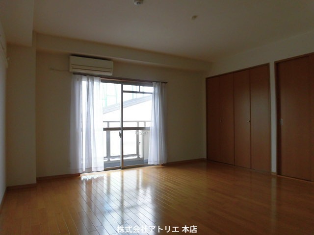 パークサイド高井田 ベッドルーム