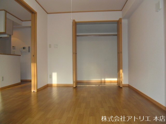 アット長田 収納