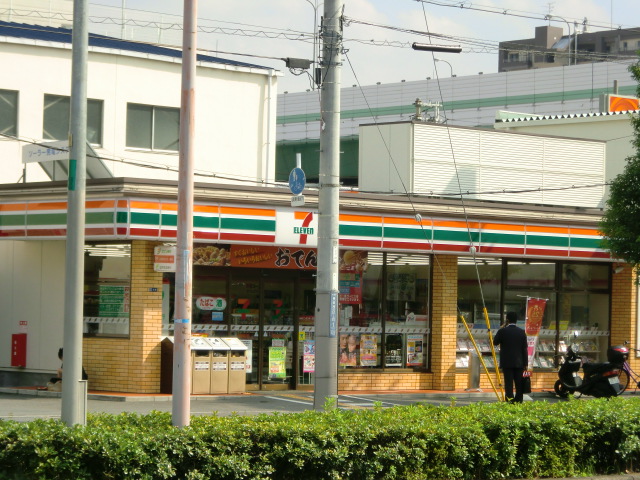 シャトーエソール コンビニ