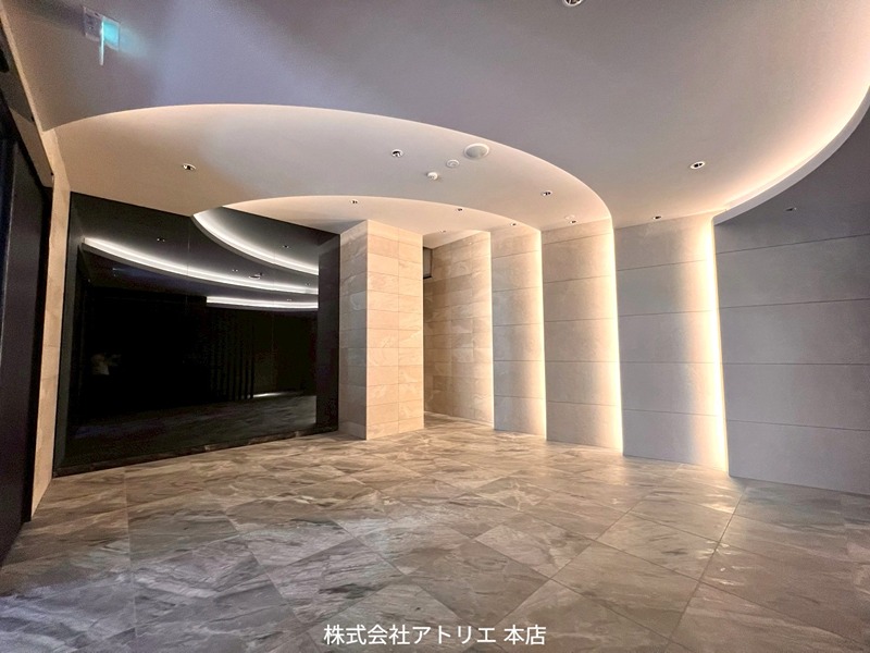 S-RESIDENCE高井田beleta ロビー