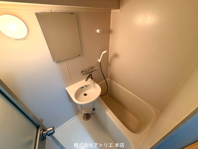 SANTO LALUZ CHODO 風呂画像