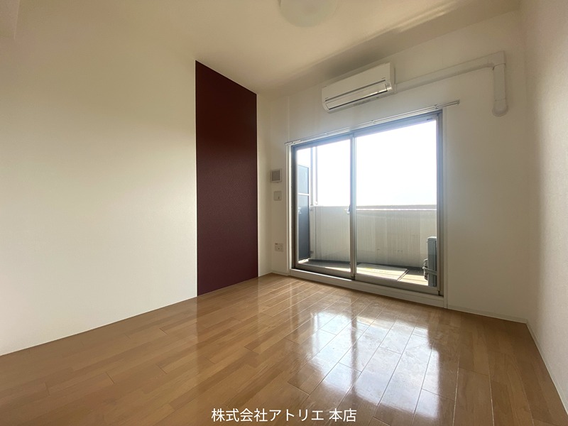 TLRレジデンス高井田 リビング