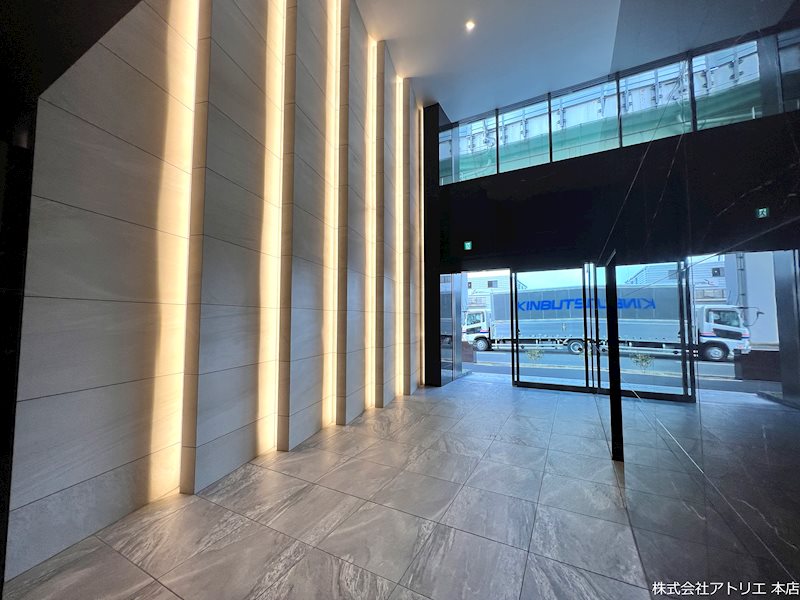 S-RESIDENCE高井田Central エントランス