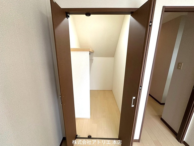 フジパレスフォンターナ1番館 収納