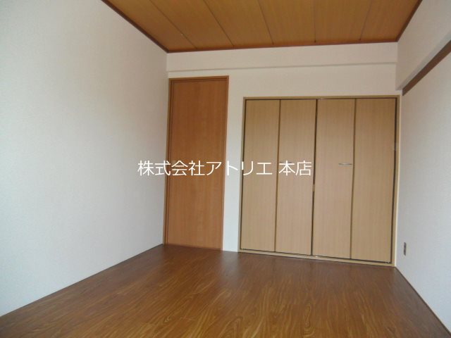 サンライズ長田 ベッドルーム