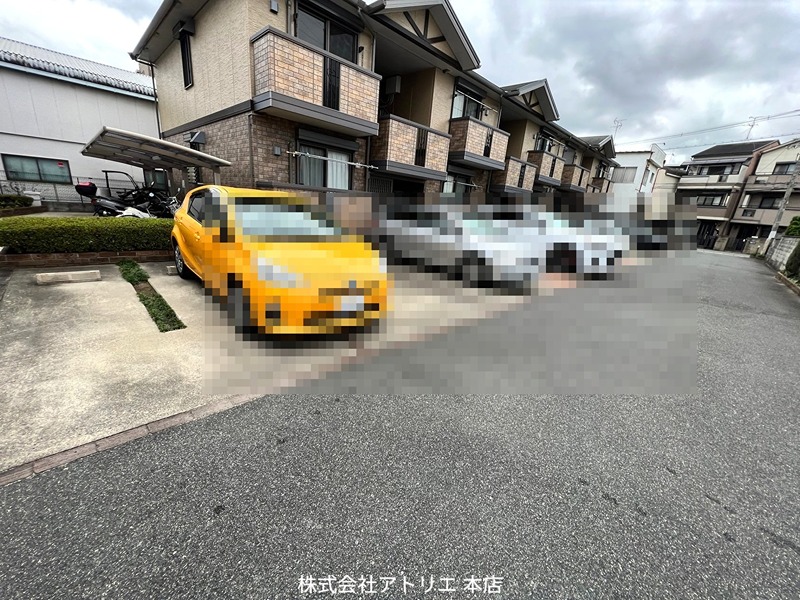 マ・アムール 駐車場