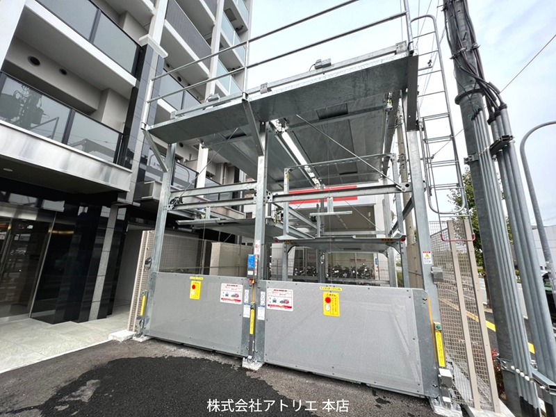 AELL OSAKA EAST 駐車場