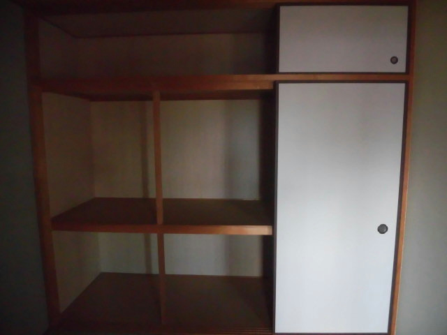 カーサフロレスタ 収納
