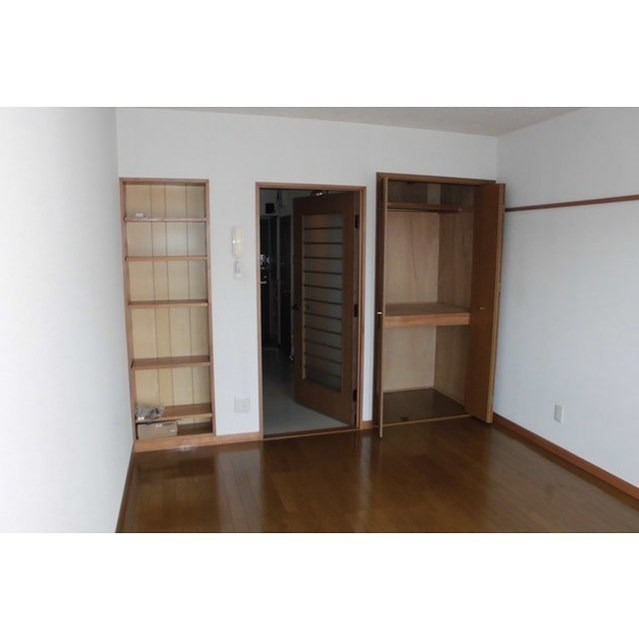グランティス小松 リビング