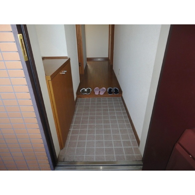 リッツガーデン惣社 玄関