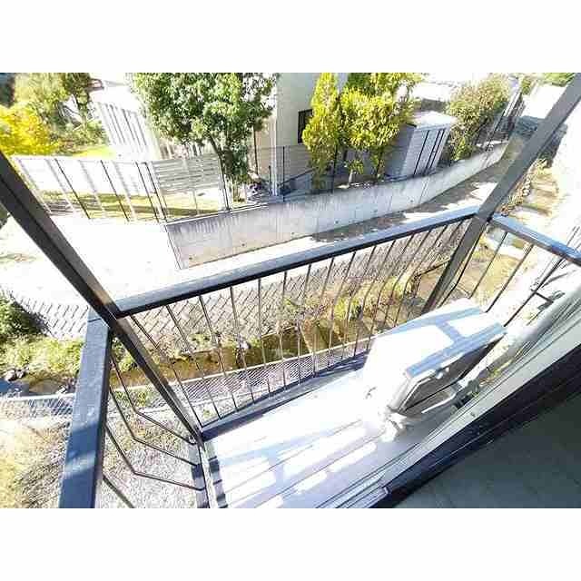 ＤＳハイツ沢村　南 ベランダ