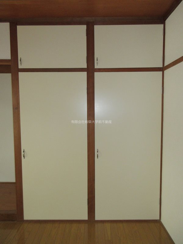 大学前マンション 収納
