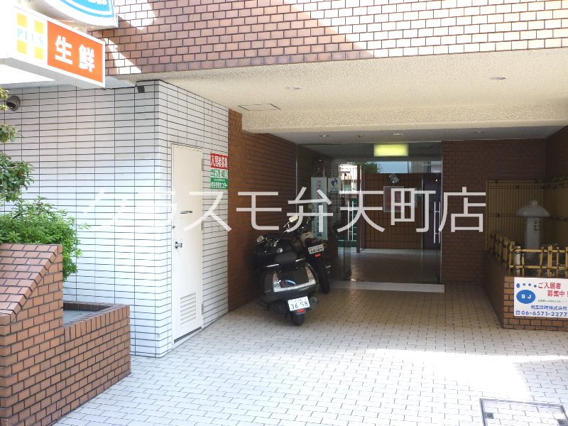ポートヴィラメイセイ　 エントランス