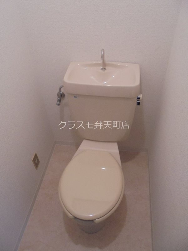 JPアパートメント港Ⅲ　 トイレ