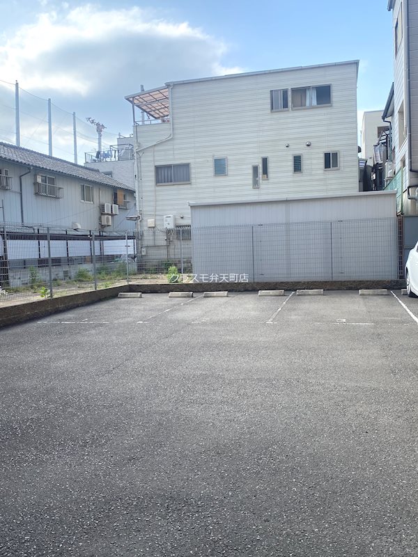 willDo市岡 駐車場