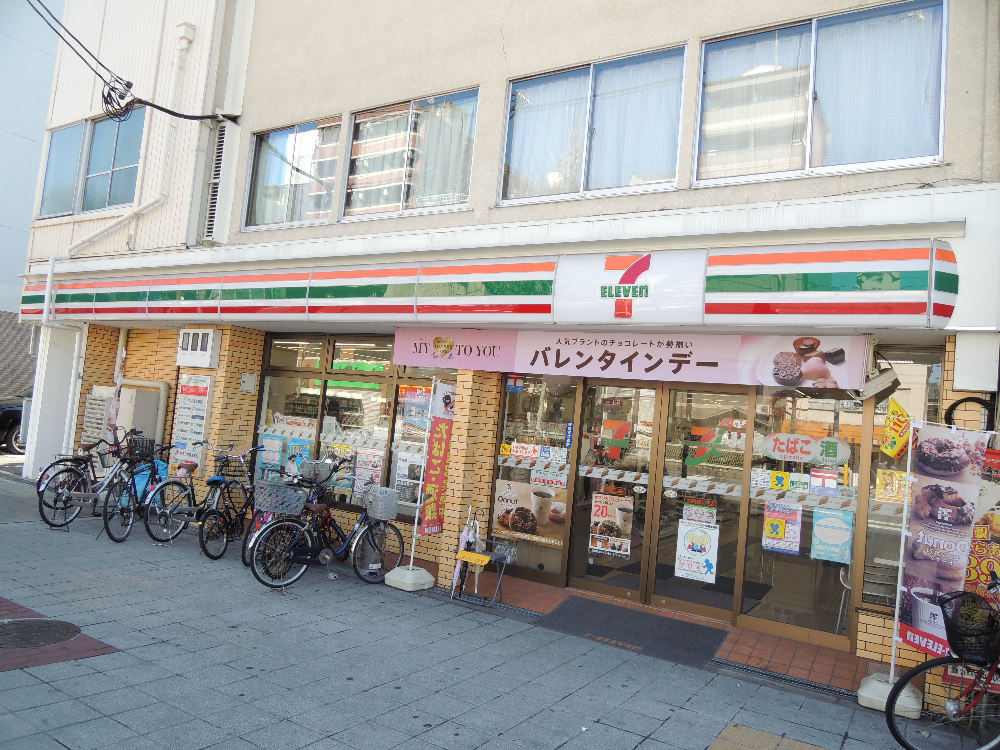 エスリード弁天町ルシェンテ　 コンビニ
